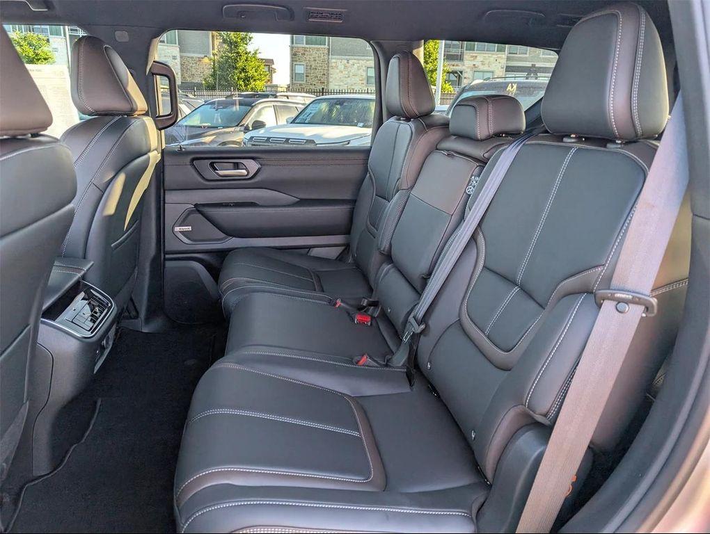 new 2025 Nissan Armada car, priced at $57,200