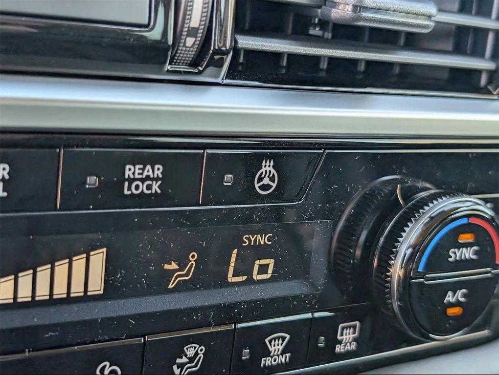 new 2025 Nissan Pathfinder car, priced at $35,447