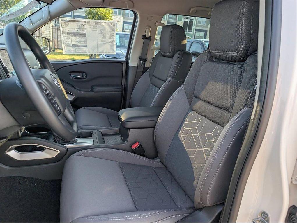 new 2025 Nissan Frontier car, priced at $32,506