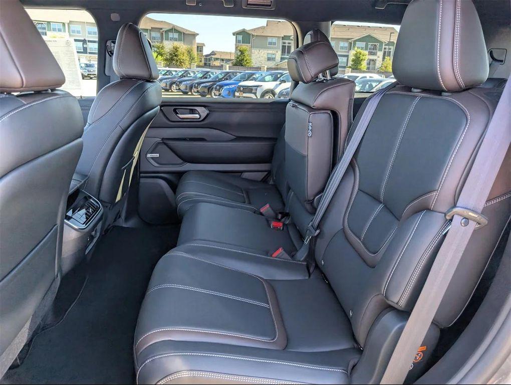 new 2026 Nissan Armada car, priced at $65,062