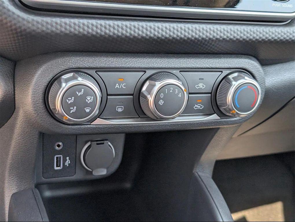 new 2025 Nissan Kicks car, priced at $21,981