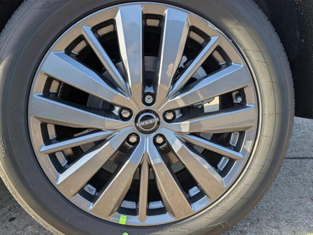 new 2025 Nissan Pathfinder car, priced at $45,611