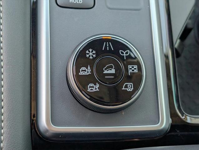 new 2025 Nissan Pathfinder car, priced at $45,611