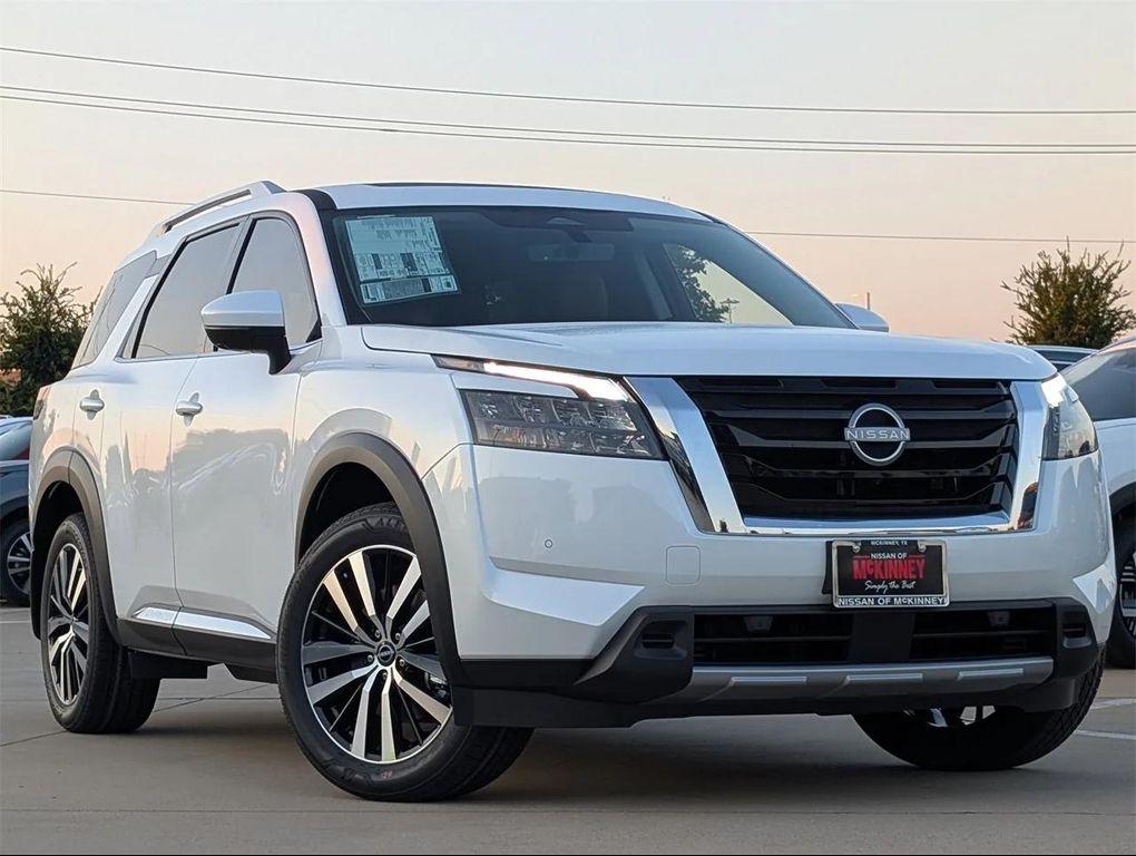 new 2025 Nissan Pathfinder car, priced at $47,254