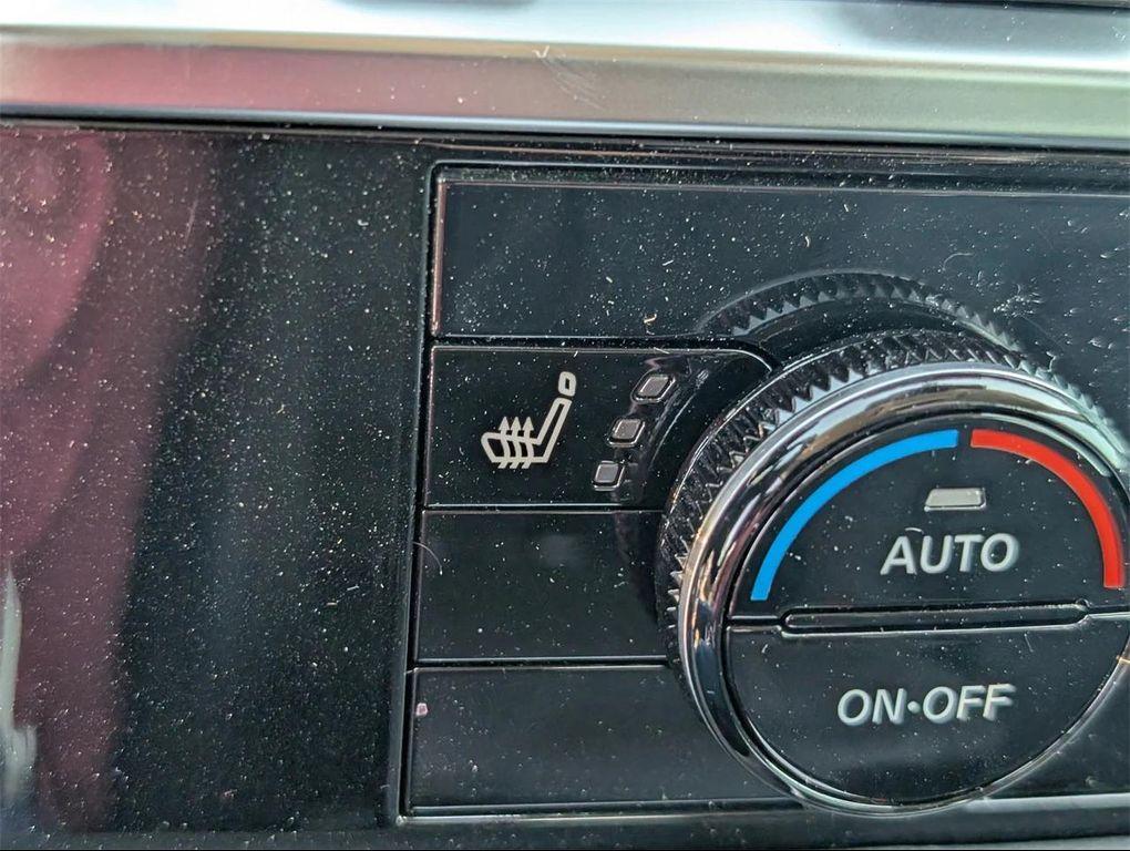 new 2025 Nissan Pathfinder car, priced at $35,447