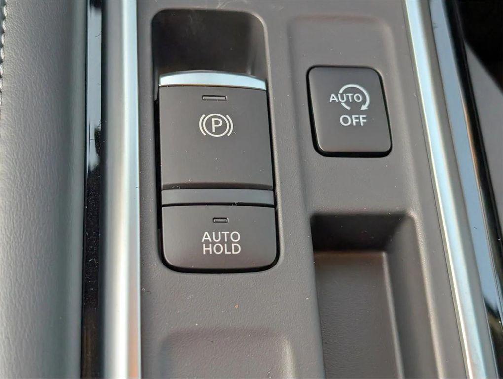 new 2025 Nissan Pathfinder car, priced at $38,016