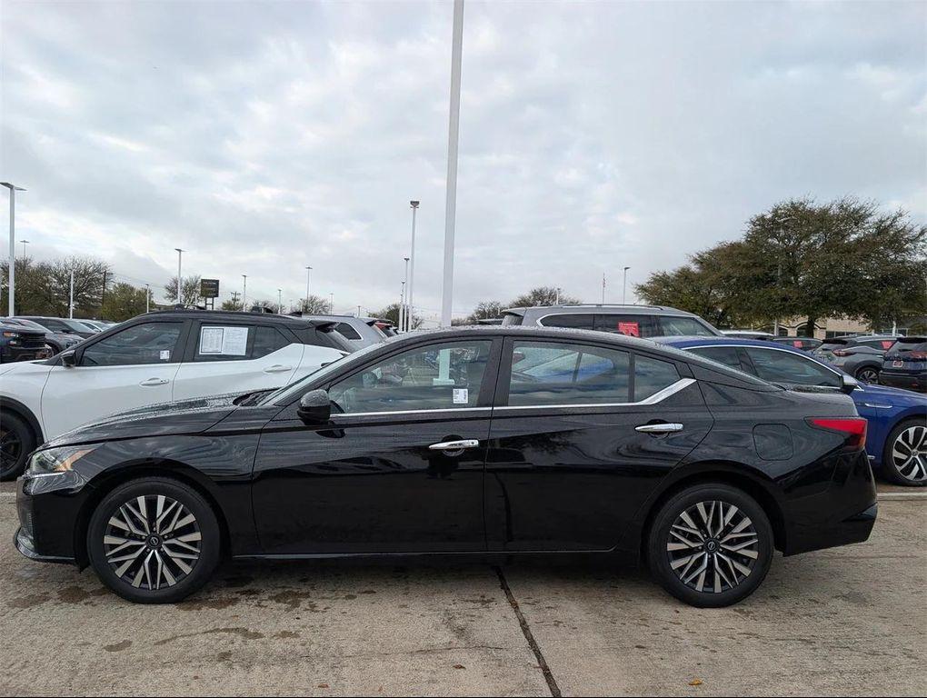 used 2023 Nissan Altima car, priced at $15,900