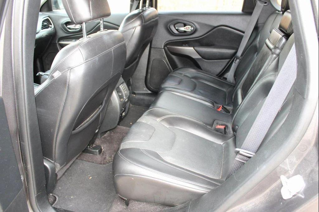 used 2019 Jeep Cherokee car, priced at $10,900