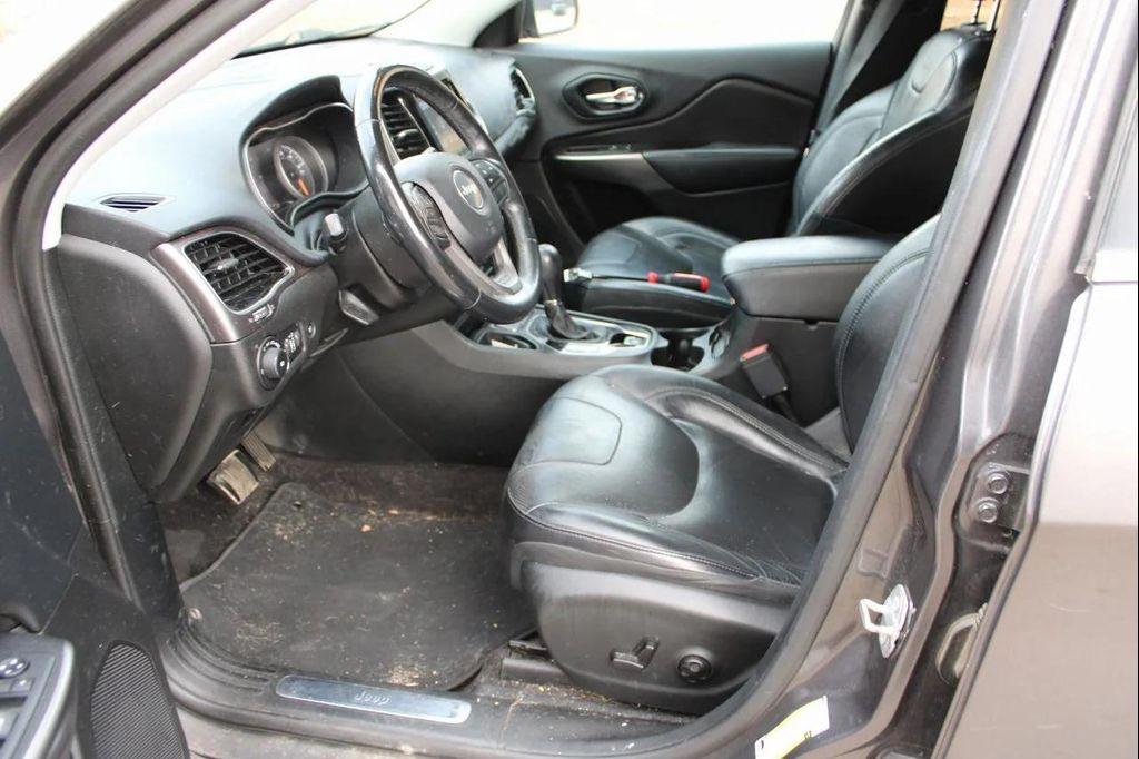 used 2019 Jeep Cherokee car, priced at $10,900