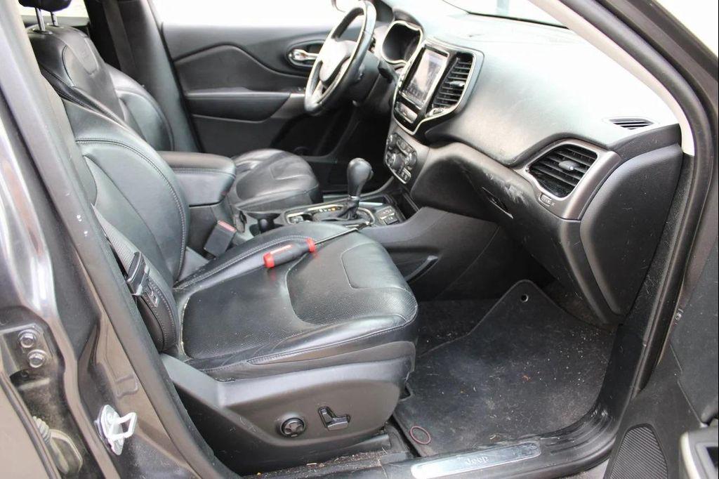 used 2019 Jeep Cherokee car, priced at $10,900