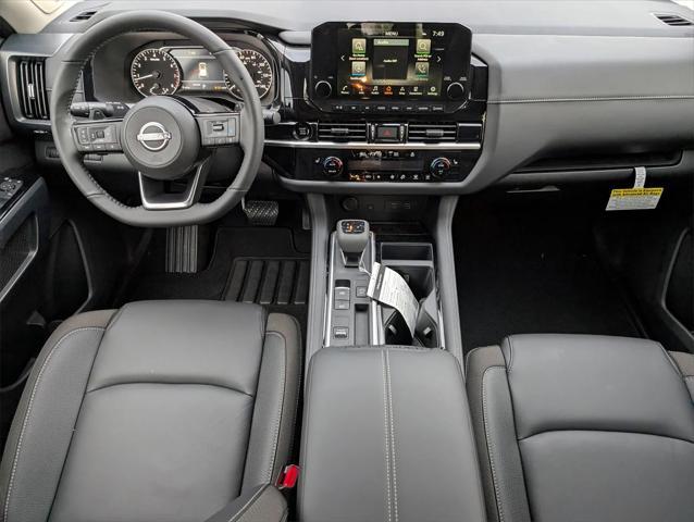 new 2025 Nissan Pathfinder car, priced at $43,685