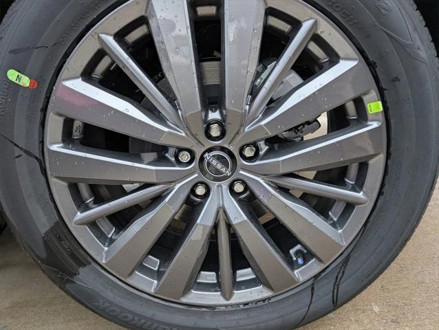 new 2025 Nissan Pathfinder car, priced at $43,685