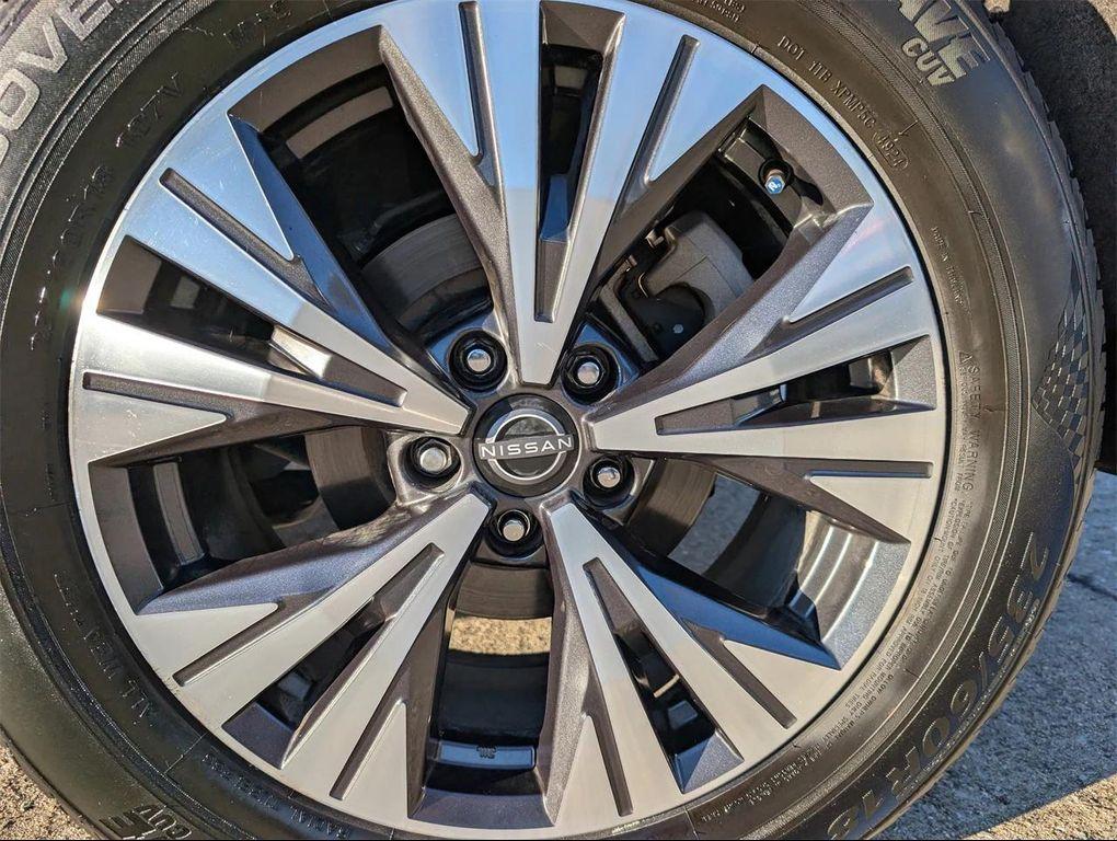 used 2023 Nissan Rogue car, priced at $21,977