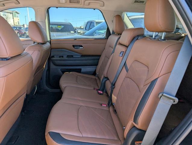 new 2025 Nissan Pathfinder car, priced at $47,966