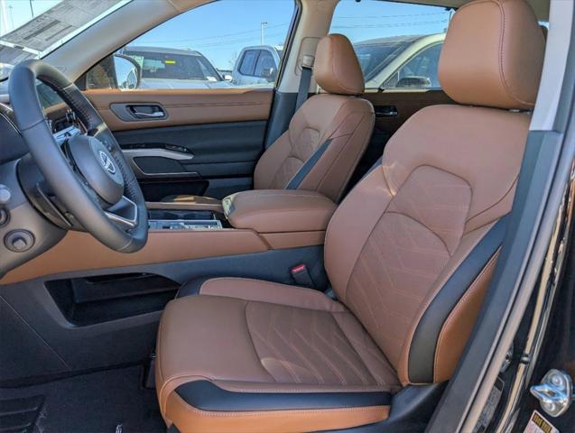 new 2025 Nissan Pathfinder car, priced at $47,966