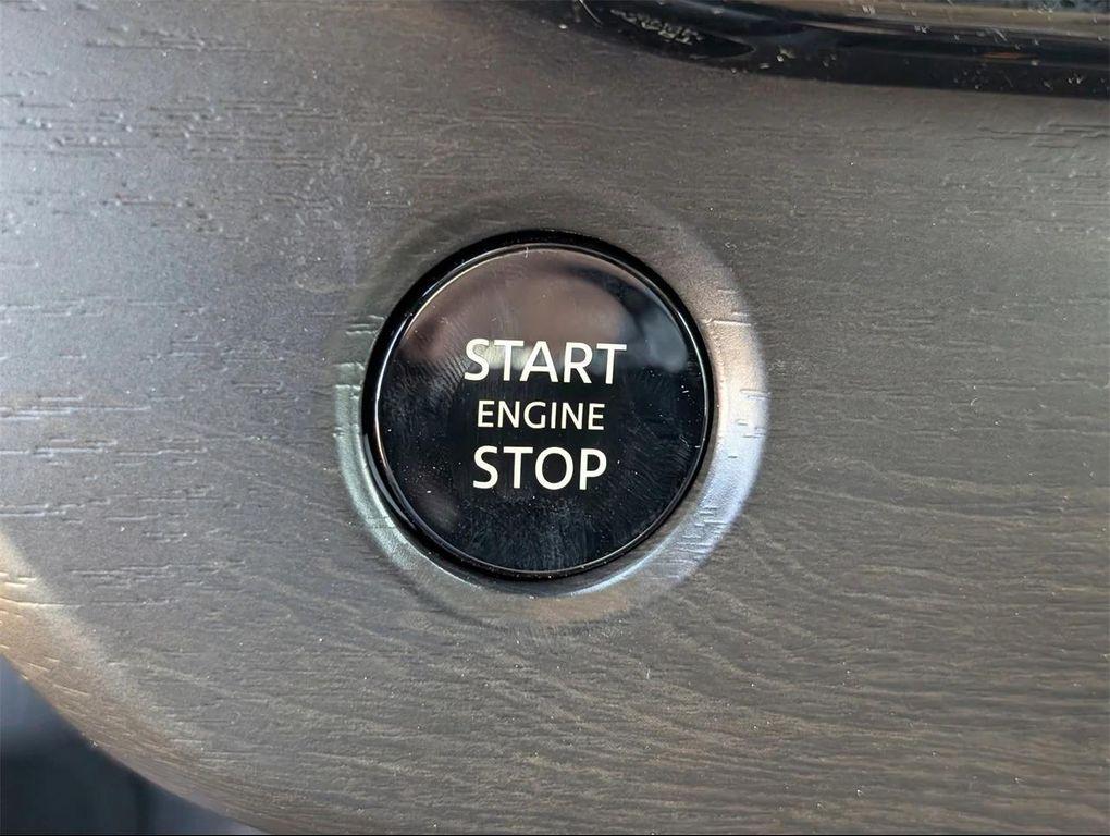 new 2025 Nissan Murano car, priced at $32,266