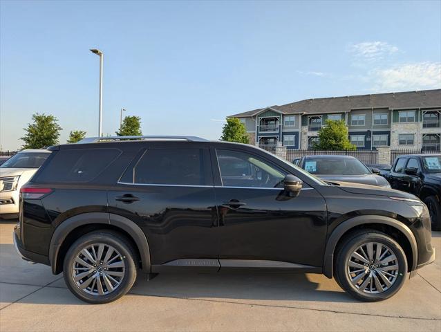 new 2025 Nissan Pathfinder car, priced at $43,671