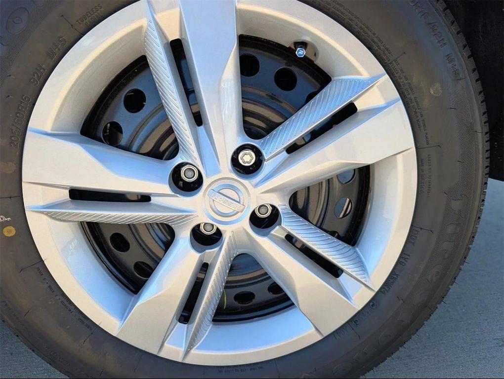 new 2025 Nissan Kicks car, priced at $21,847