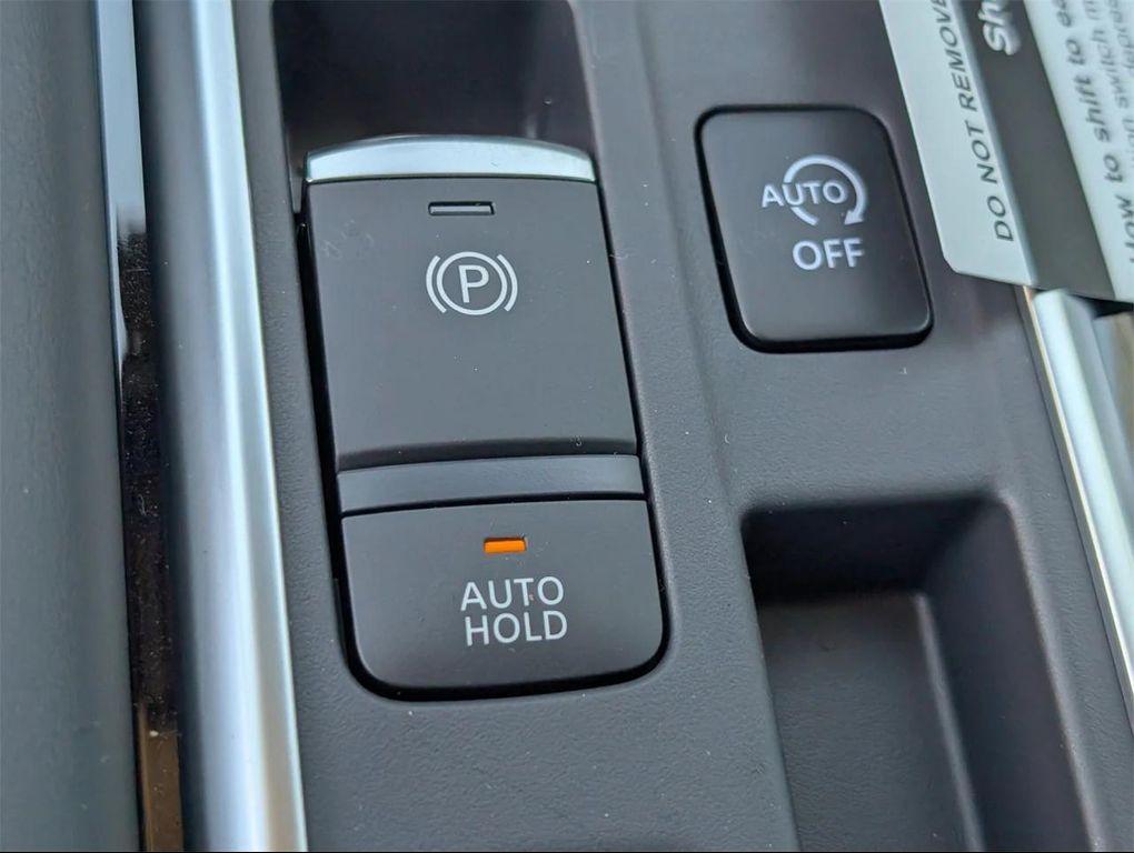 new 2025 Nissan Pathfinder car, priced at $33,016