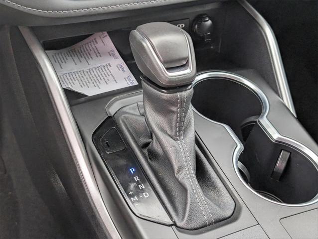 used 2024 Toyota Highlander car, priced at $38,999