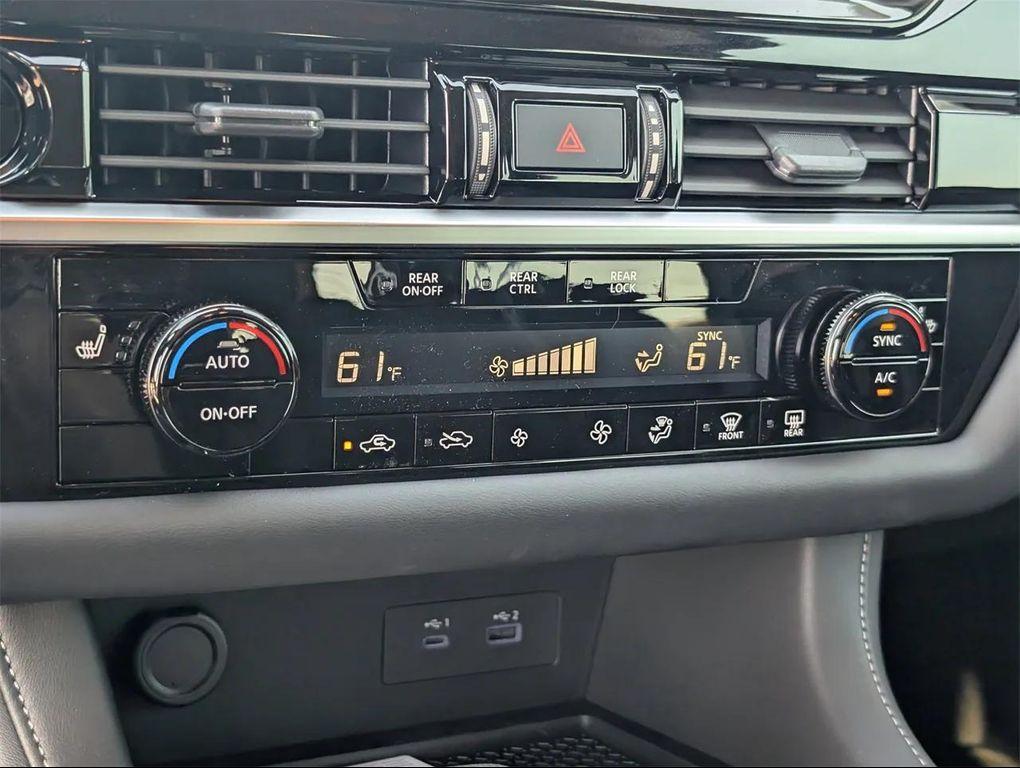 new 2025 Nissan Pathfinder car, priced at $33,531