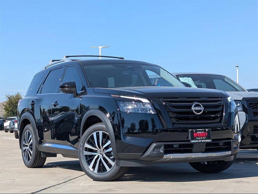 new 2025 Nissan Pathfinder car, priced at $39,838