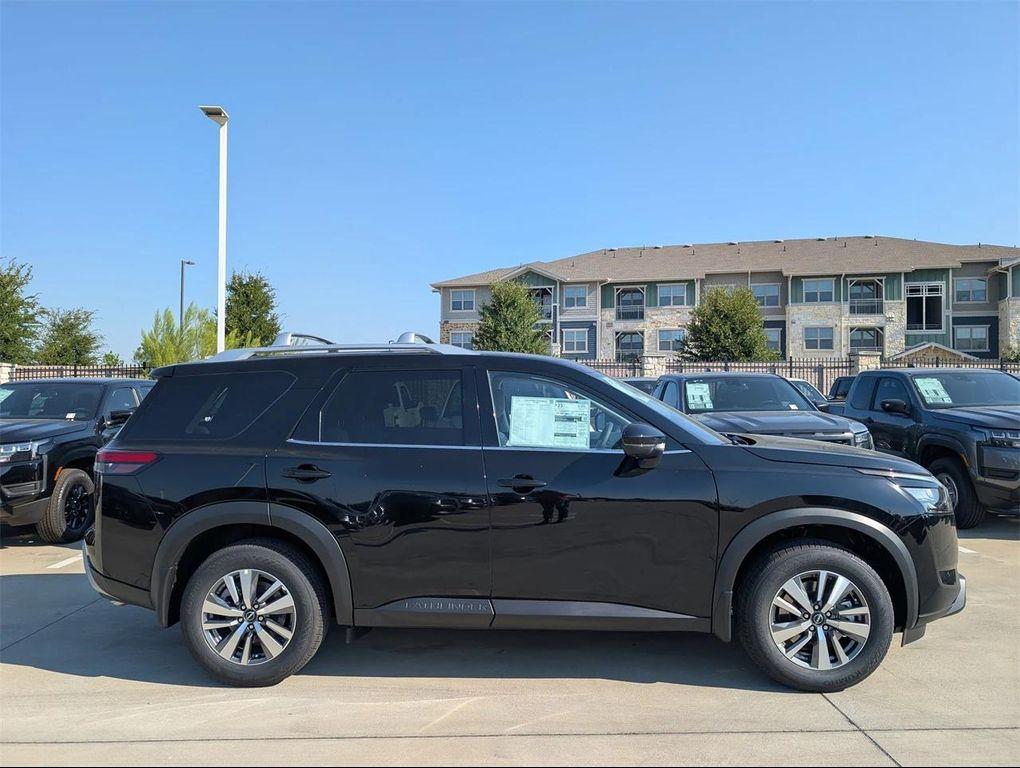 new 2025 Nissan Pathfinder car, priced at $35,140