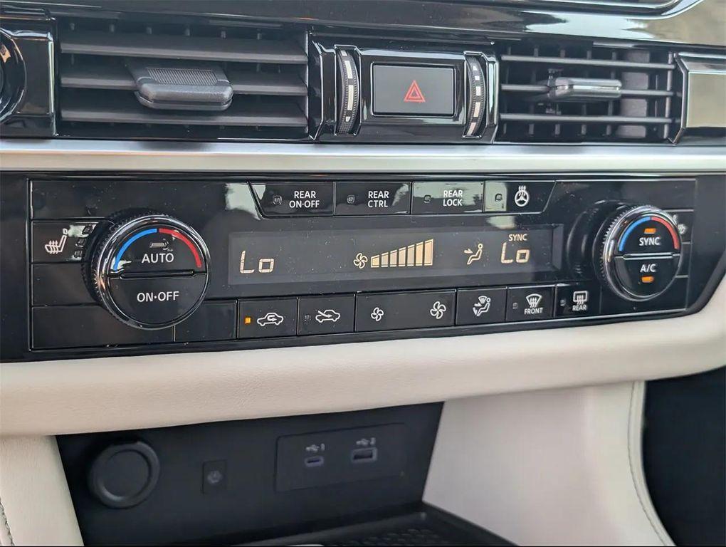 new 2025 Nissan Pathfinder car, priced at $35,140