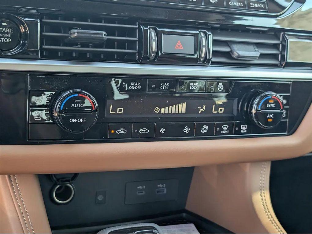 new 2025 Nissan Pathfinder car, priced at $40,231