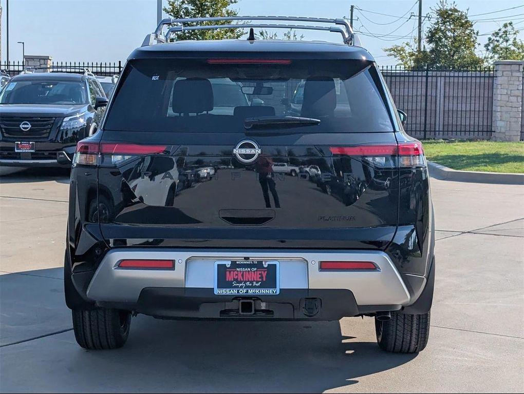 new 2025 Nissan Pathfinder car, priced at $40,231
