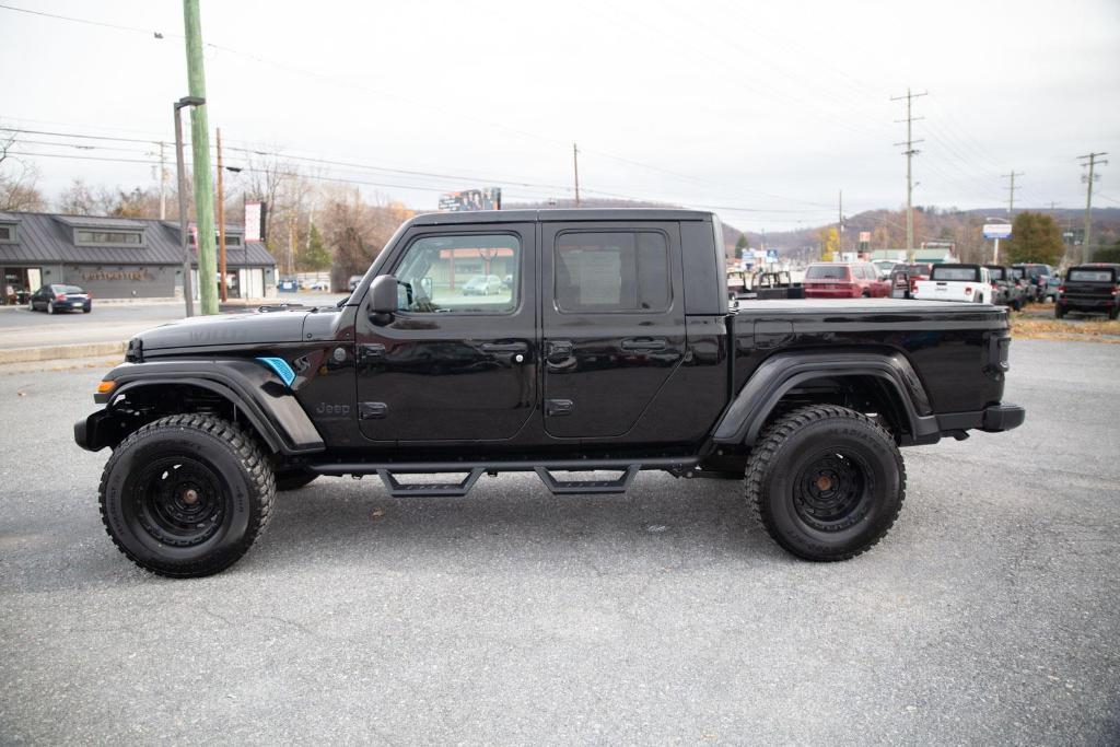 used 2022 Jeep Gladiator car, priced at $33,958