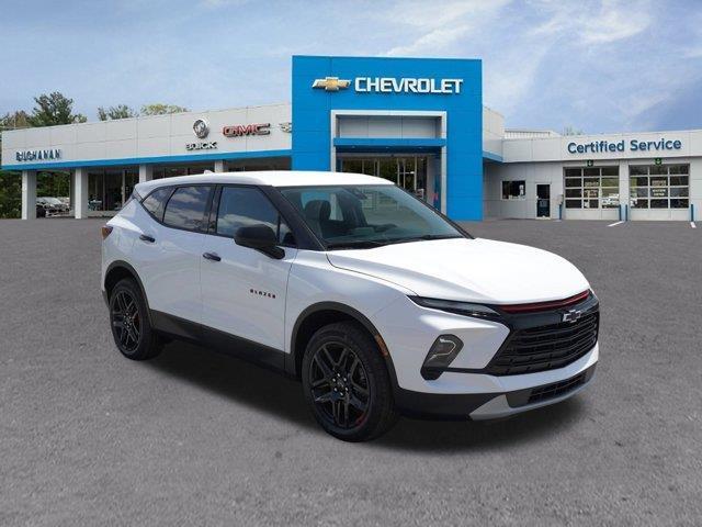 new 2024 Chevrolet Blazer car, priced at $35,290