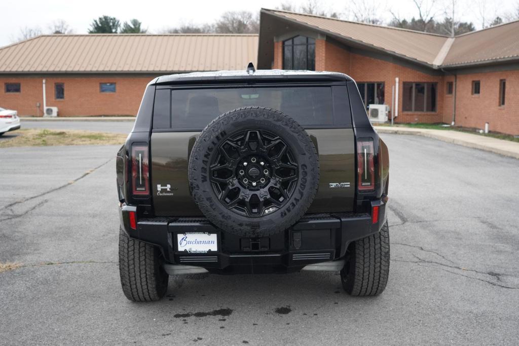 new 2025 GMC HUMMER EV car, priced at $100,465