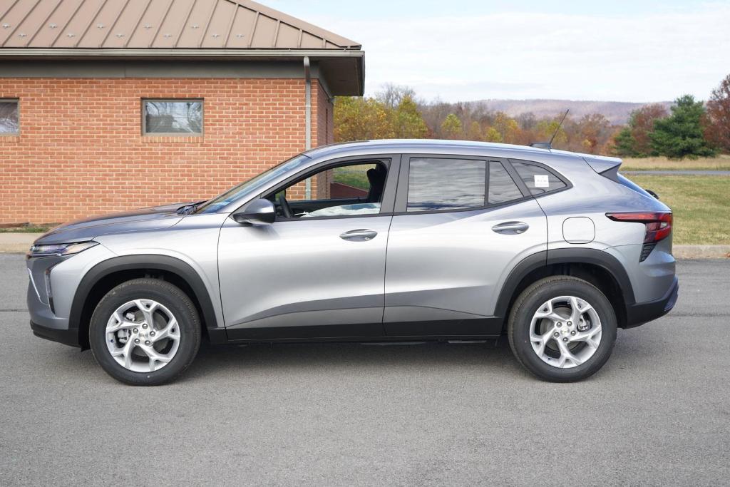 new 2025 Chevrolet Trax car, priced at $22,750