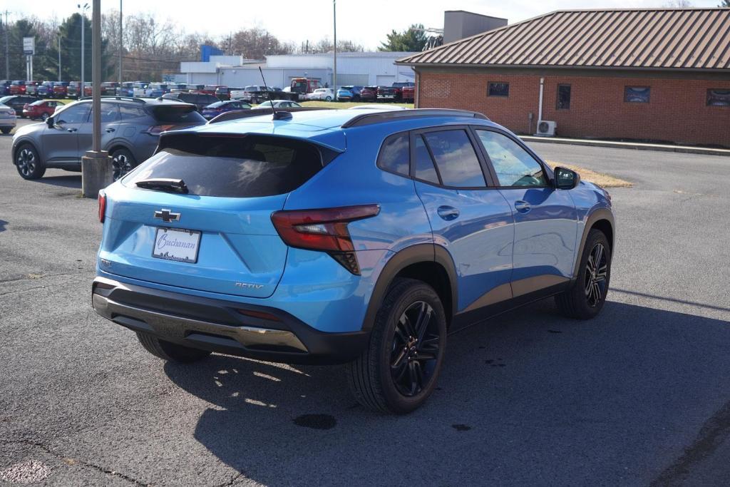 new 2025 Chevrolet Trax car, priced at $26,875