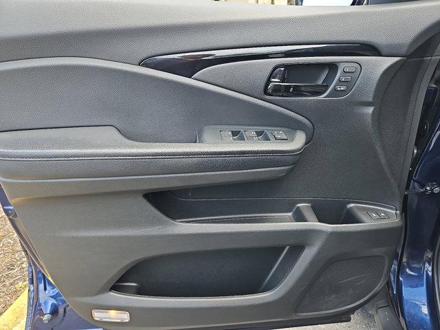 used 2022 Honda Passport car, priced at $30,522