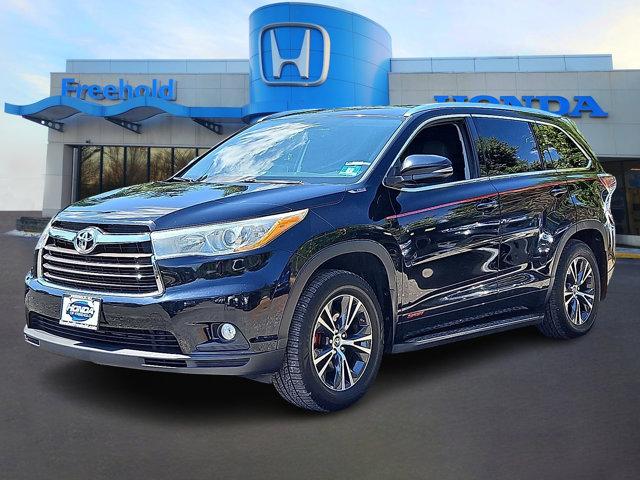 used 2016 Toyota Highlander car, priced at $20,972