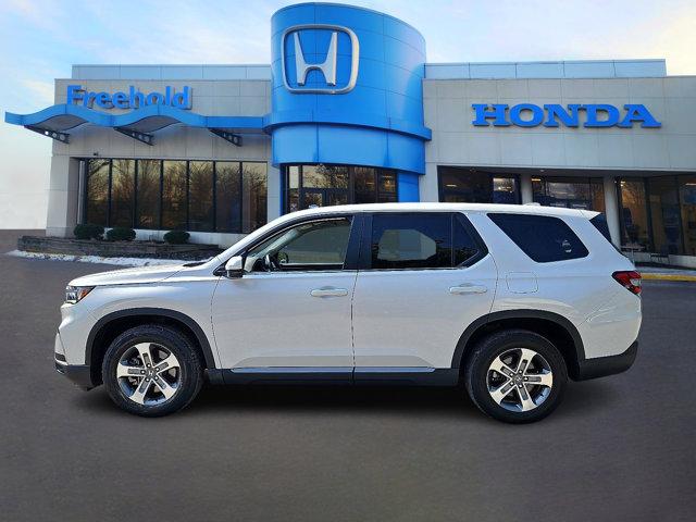 used 2023 Honda Pilot car, priced at $36,322