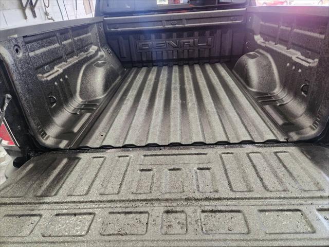used 2021 GMC Canyon car, priced at $37,900