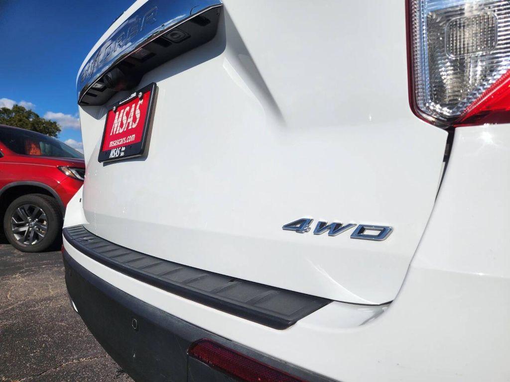 used 2024 Ford Explorer car, priced at $30,900