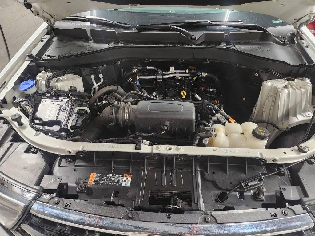 used 2024 Ford Explorer car, priced at $30,900