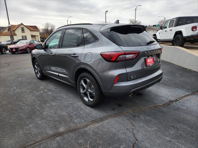 used 2023 Ford Escape car, priced at $24,900