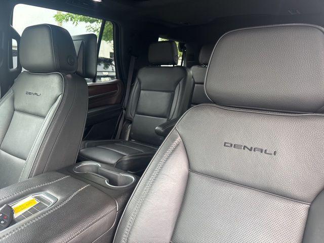 used 2021 GMC Yukon car, priced at $45,692