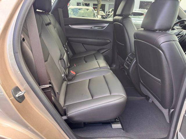 used 2022 Cadillac XT5 car, priced at $26,995