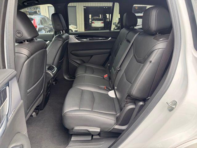 used 2023 Cadillac XT6 car, priced at $35,995