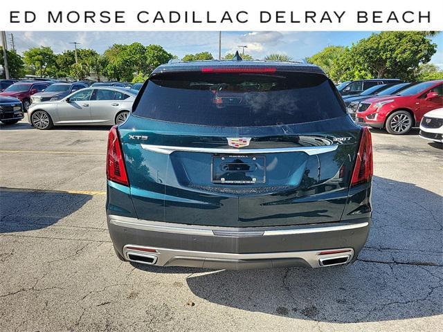 new 2025 Cadillac XT5 car