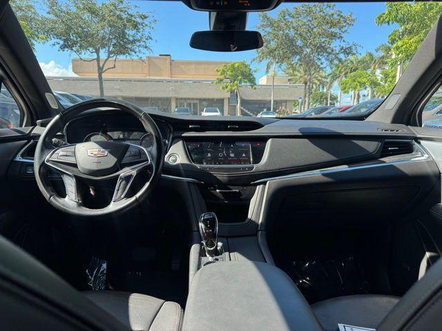 used 2023 Cadillac XT5 car, priced at $28,995