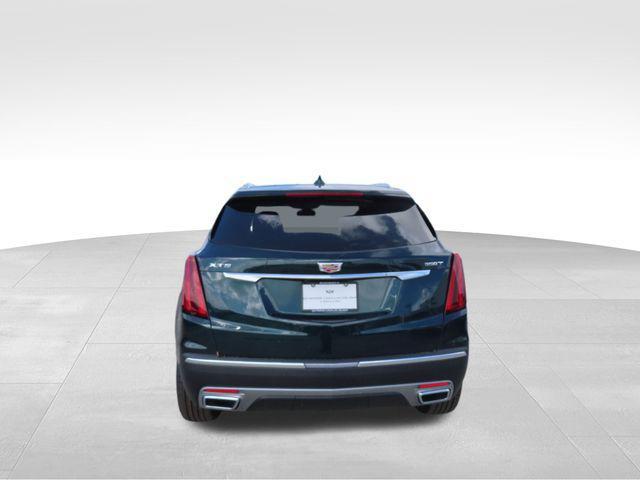 new 2025 Cadillac XT5 car, priced at $52,615