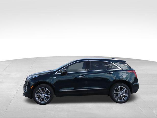 new 2025 Cadillac XT5 car, priced at $52,615