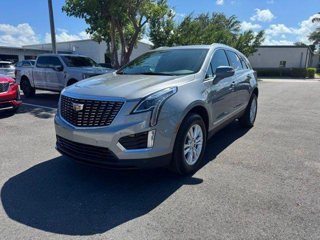 new 2025 Cadillac XT5 car, priced at $45,690